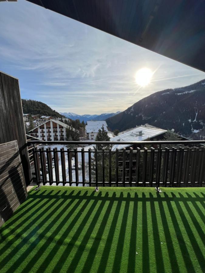 Auron Montain View Apartment ภายนอก รูปภาพ